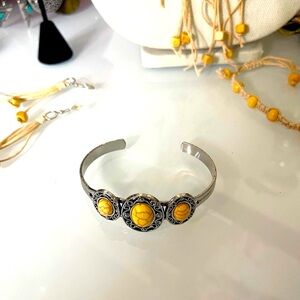 Silver and Cream Bracelet